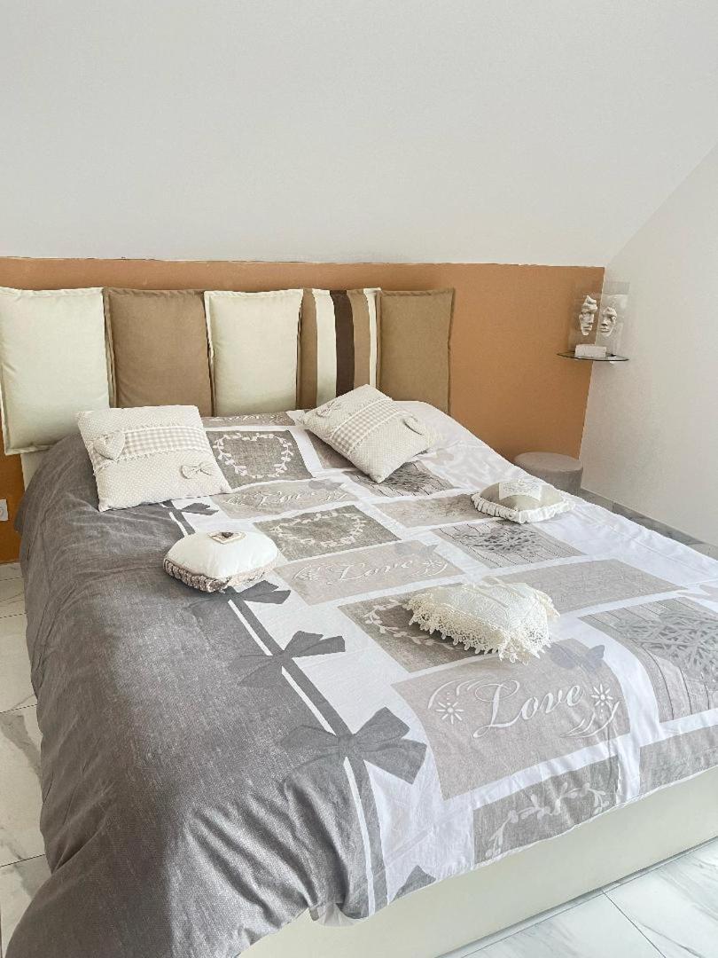 Bed and Breakfast Il Piccolo Castello à Mejannes-les-Ales Extérieur photo