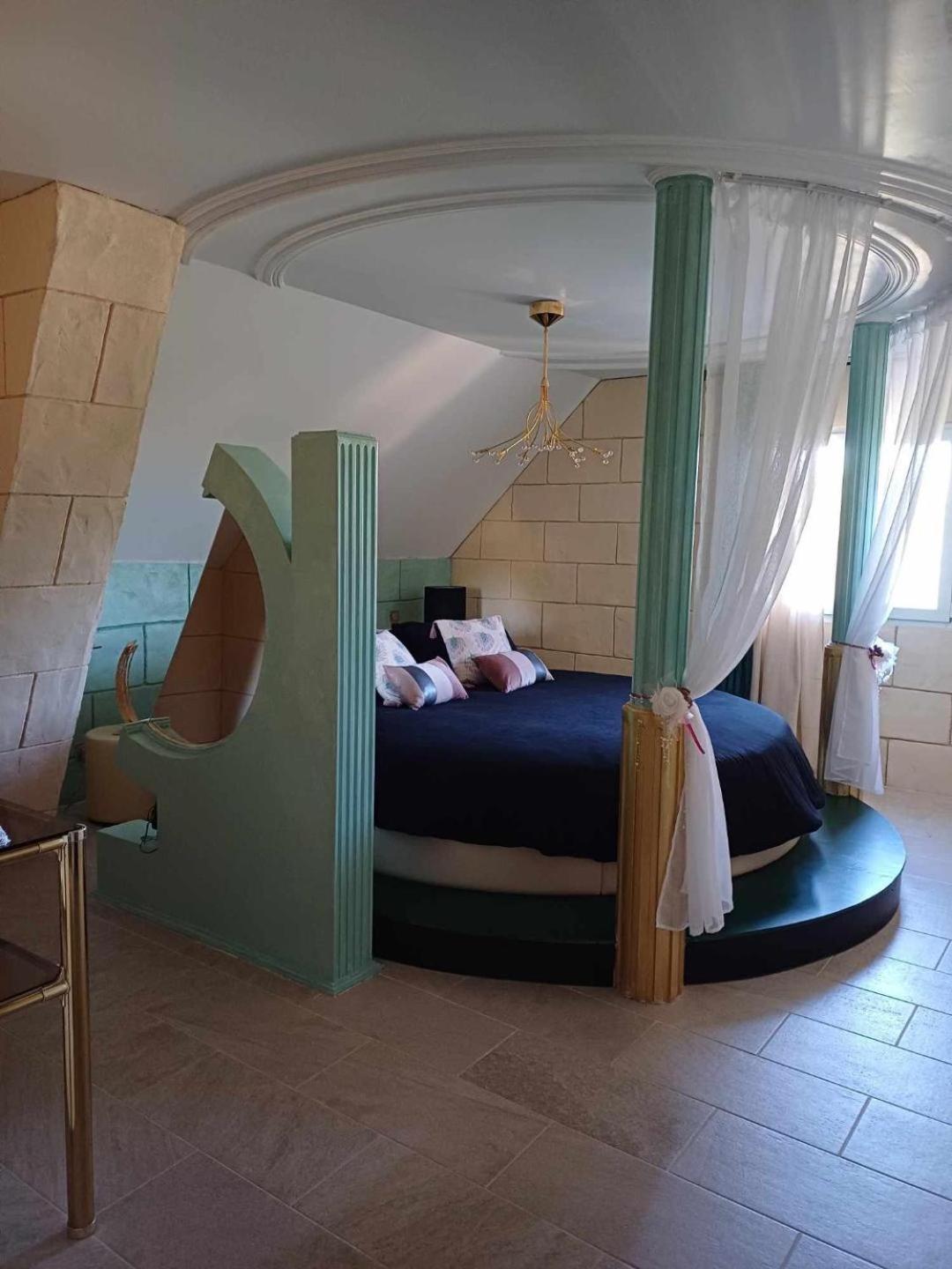 Bed and Breakfast Il Piccolo Castello à Mejannes-les-Ales Extérieur photo